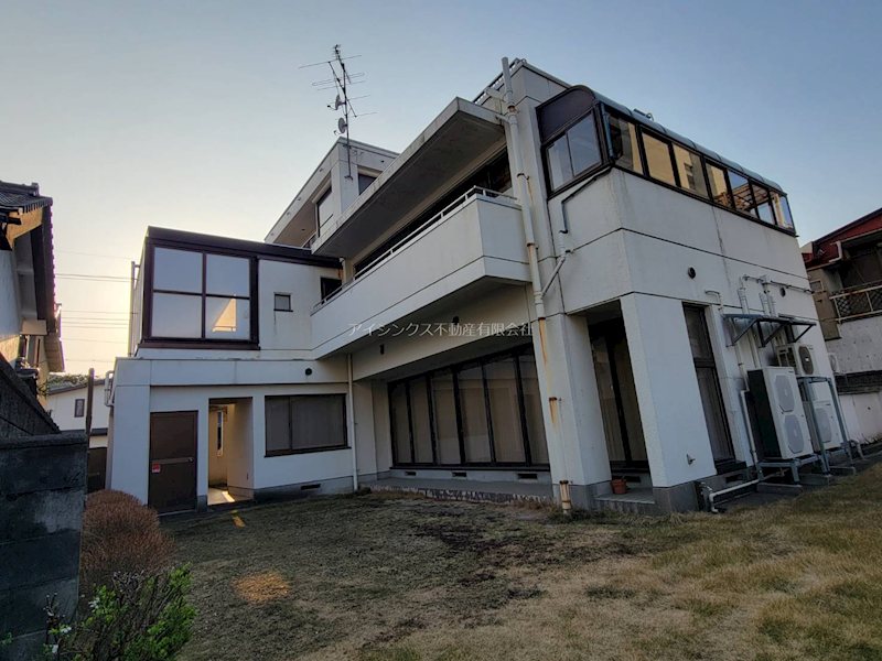 浜店舗併用住宅 現地写真（庭）