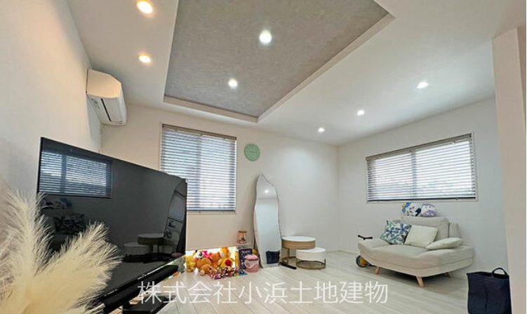 【非公開】茅ヶ崎市菱沼３丁目　中古戸建 内観写真（リビング）