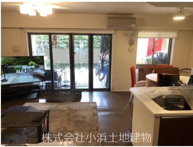 【非公開】ヴェレーナ湘南海岸 内観写真（リビング）