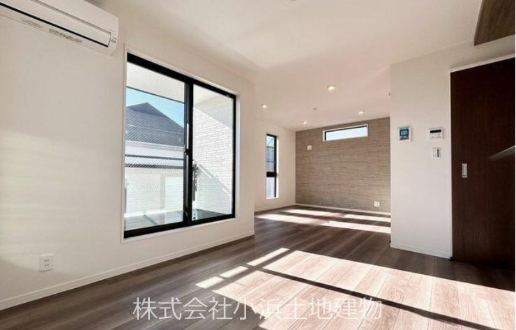 藤沢市湘南台４丁目　新築戸建　１号棟 内観写真（リビング）