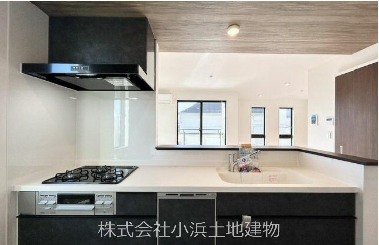 藤沢市湘南台４丁目　新築戸建　１号棟 内観写真（キッチン）