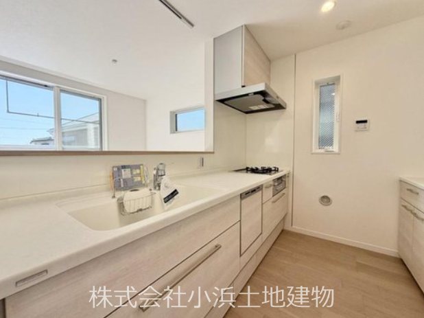 【非公開】茅ヶ崎市香川５丁目　新築戸建　１号棟 内観写真（キッチン）