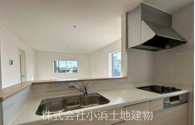 茅ケ崎市柳島２丁目　新築戸建　５号棟 内観写真（キッチン）