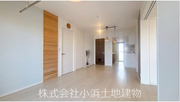 【非公開】ベルジェンド片瀬海岸一丁目 内観写真（リビング）