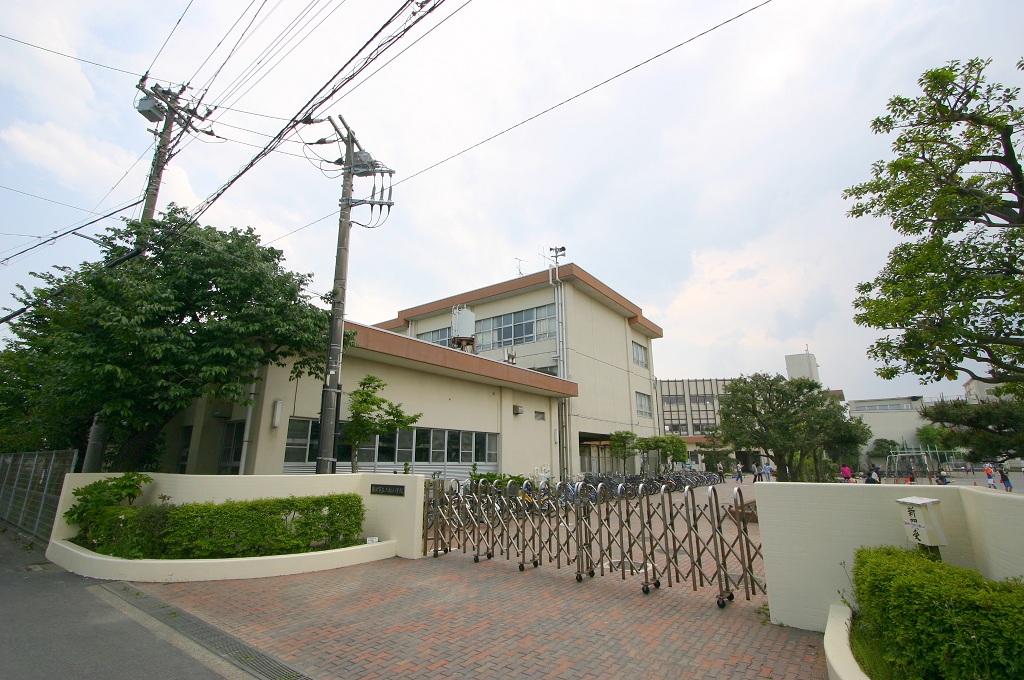 【非公開】藤沢市辻堂元町２丁目　新築戸建　Ｂ棟 小学校