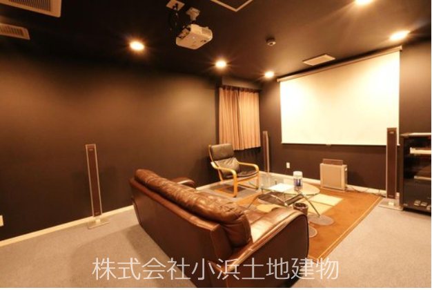 【非公開】グランシティ湘南海岸Ⅱガレリア・プラージュ 内観写真（リビング）