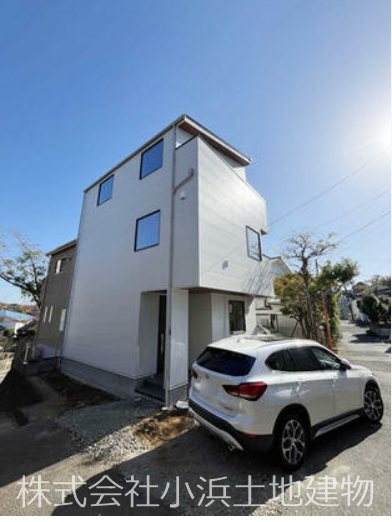 藤沢市白旗４丁目　新築戸建 現地写真（駐車場）