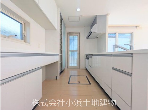 【非公開】茅ヶ崎市出口町　中古戸建 内観写真（キッチン）