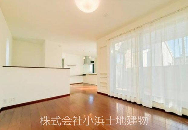 茅ヶ崎市菱沼１丁目　中古戸建 内観写真（リビング）