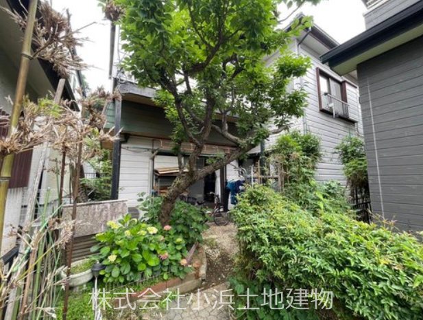 【非公開】藤沢市白旗４丁目　中古戸建 現地写真（庭）