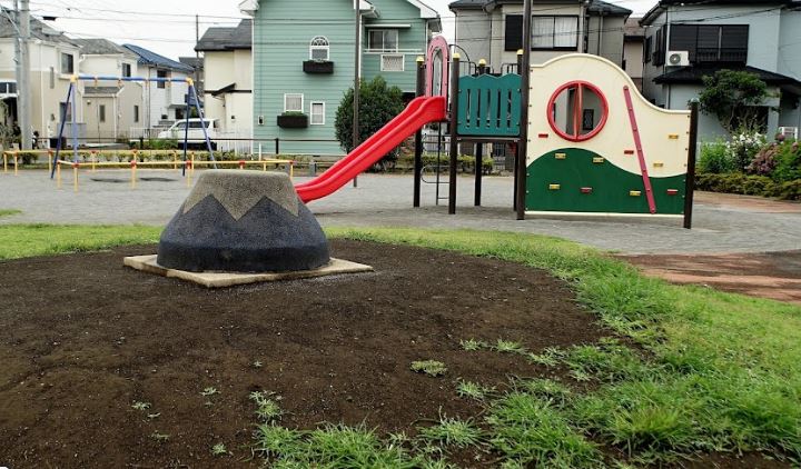 【非公開】藤沢市高倉　売地 公園