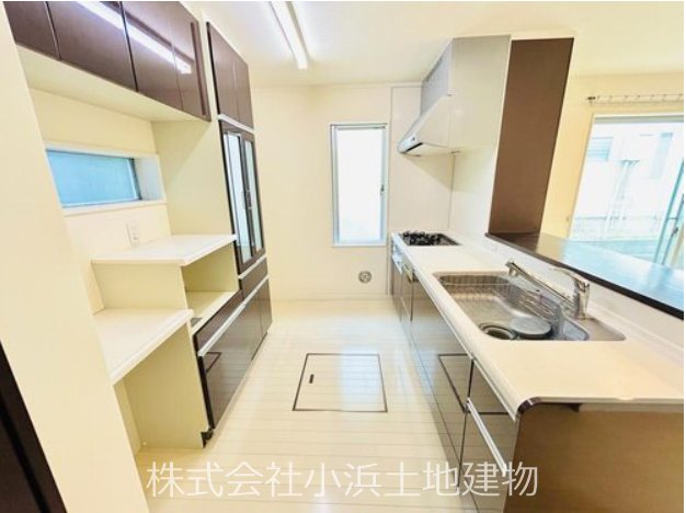 【非公開】藤沢市鵠沼神明４丁目　中古戸建 内観写真（キッチン）
