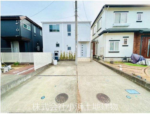 【非公開】藤沢市鵠沼神明４丁目　中古戸建 現地写真（前面道路含む現地写真）