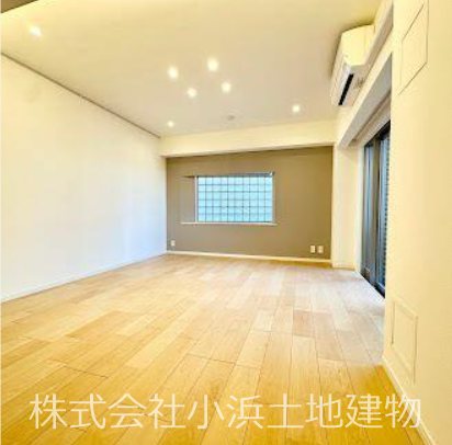 グランドメゾン鵠沼海岸 内観写真（リビング）