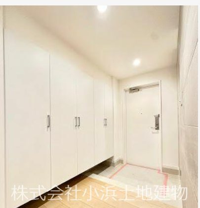 グランドメゾン鵠沼海岸 現地写真（玄関）
