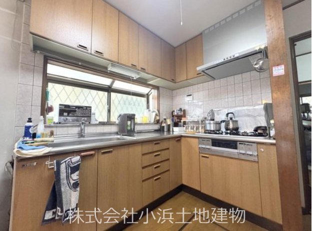 【非公開】茅ヶ崎市矢畑　中古戸建 内観写真（リビング）