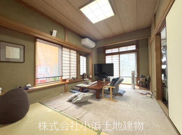 【非公開】茅ヶ崎市矢畑　中古戸建 内観写真（リビング以外の居室）