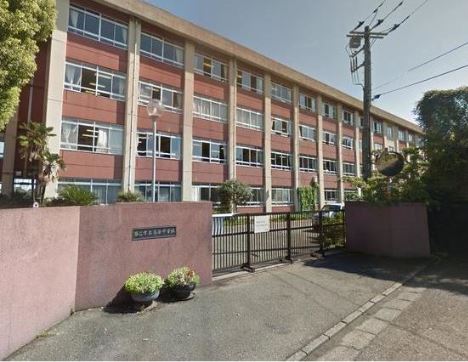 【非公開】藤沢市高倉　売地 中学校