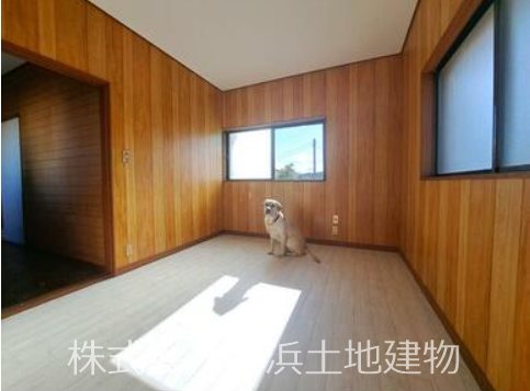 【非公開】茅ヶ崎市白浜町　中古戸建 内観写真（リビング以外の居室）