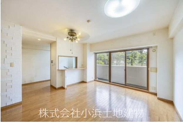 【非公開】グレイス藤沢善行パークステージ 内観写真（リビング）