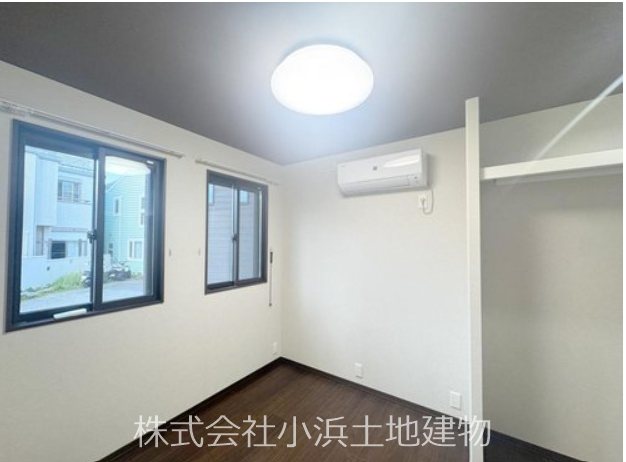 茅ヶ崎市中海岸３丁目　中古戸建 内観写真（リビング以外の居室）