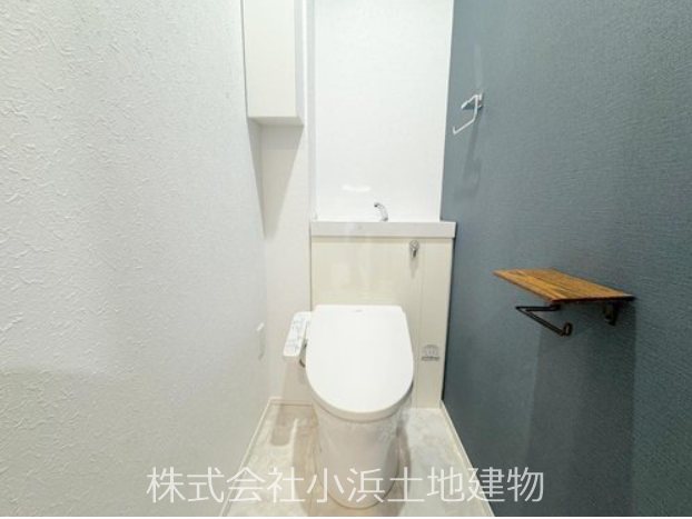 茅ヶ崎市中海岸３丁目　中古戸建 内観写真（トイレ）