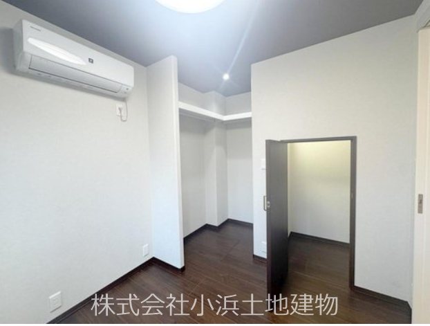 茅ヶ崎市中海岸３丁目　中古戸建 内観写真（リビング以外の居室）