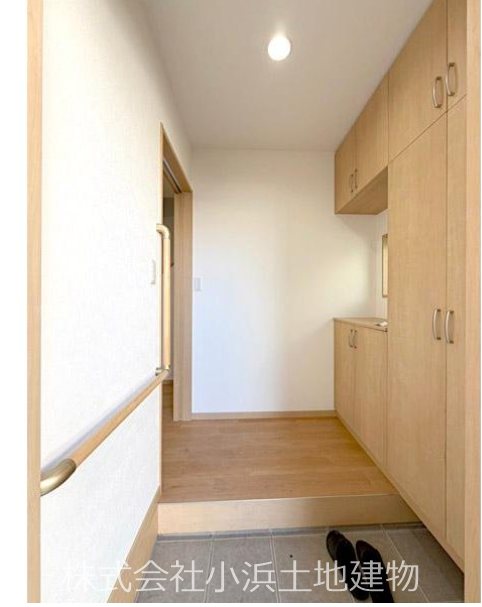 【非公開】藤沢市辻堂東海岸３丁目　中古戸建 現地写真（玄関）