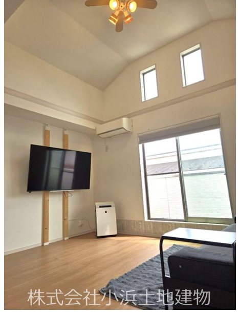 【非公開】藤沢市白旗３丁目　中古戸建 内観写真（リビング）