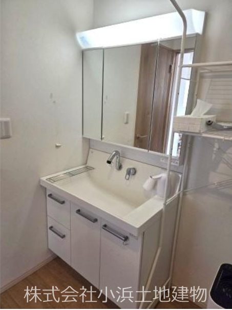 【非公開】藤沢市白旗３丁目　中古戸建 内観写真（洗面台・洗面所）
