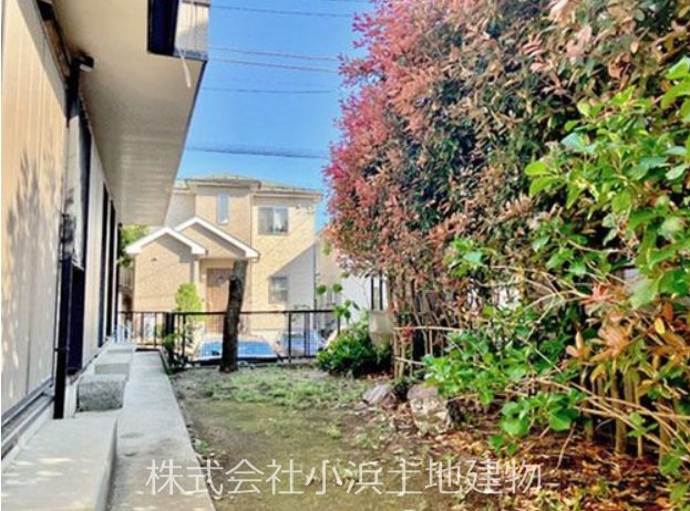 【非公開】藤沢市鵠沼松が岡１丁目　中古戸建 現地写真（庭）