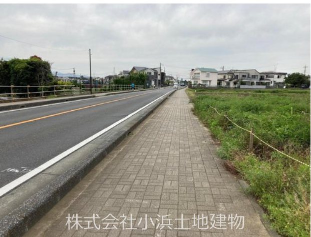 【非公開】茅ヶ崎市香川２丁目　売地 現地写真（前面道路含む現地写真）