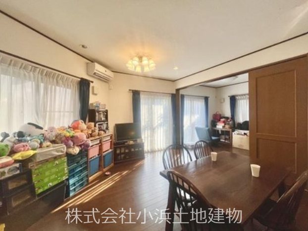 【非公開】藤沢市稲荷１丁目　中古戸建 内観写真（リビング）