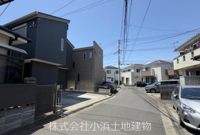 【非公開】茅ヶ崎市松林３丁目　中古戸建 現地写真（前面道路含む現地写真）