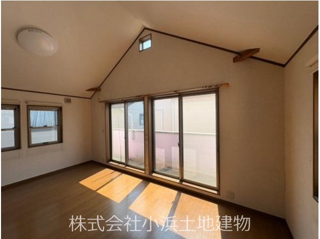 【非公開】藤沢市大庭　中古戸建 内観写真（リビング）