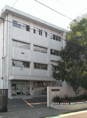 【非公開】藤沢市辻堂元真理２丁目　中古戸建 中学校