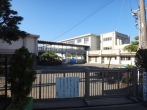 【非公開】茅ヶ崎市中海岸４丁目　新築戸建　No.３ 小学校
