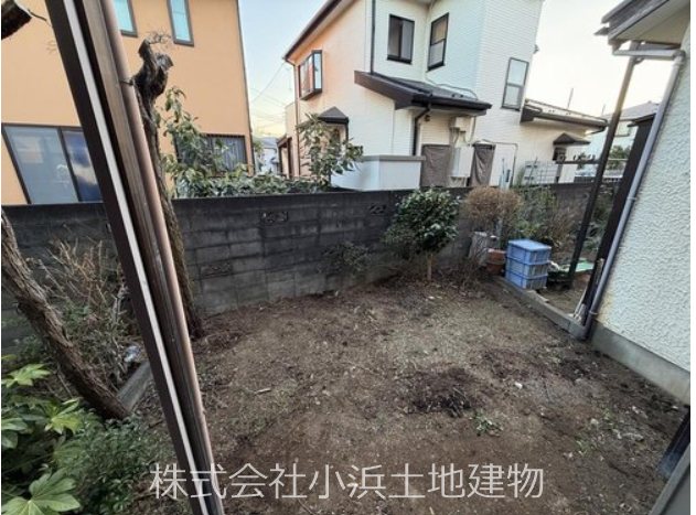 藤沢市辻堂６丁目　中古戸建 現地写真（庭）