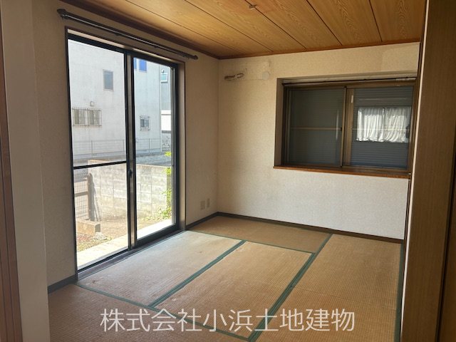 神奈川県茅ヶ崎市菱沼３丁目 内観写真（リビング以外の居室）
