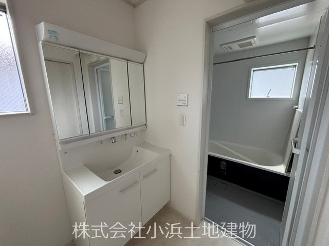 茅ケ崎市白浜町戸建 内観写真（洗面台・洗面所）