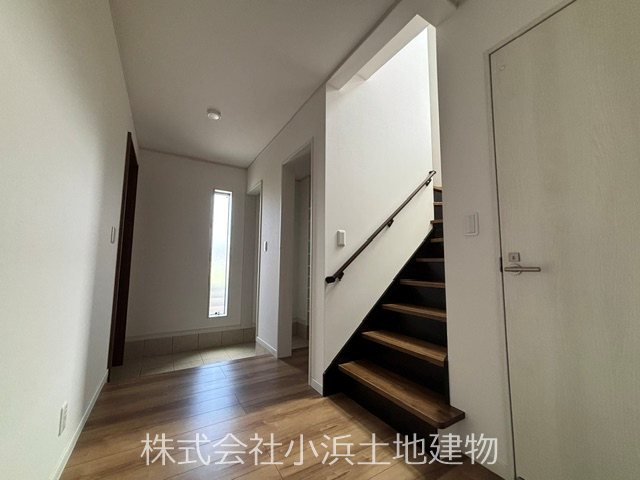 茅ケ崎市白浜町戸建 現地写真（玄関）