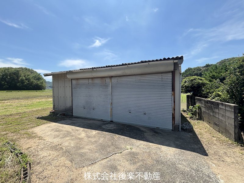 東区東片岡　築古戸建 その他