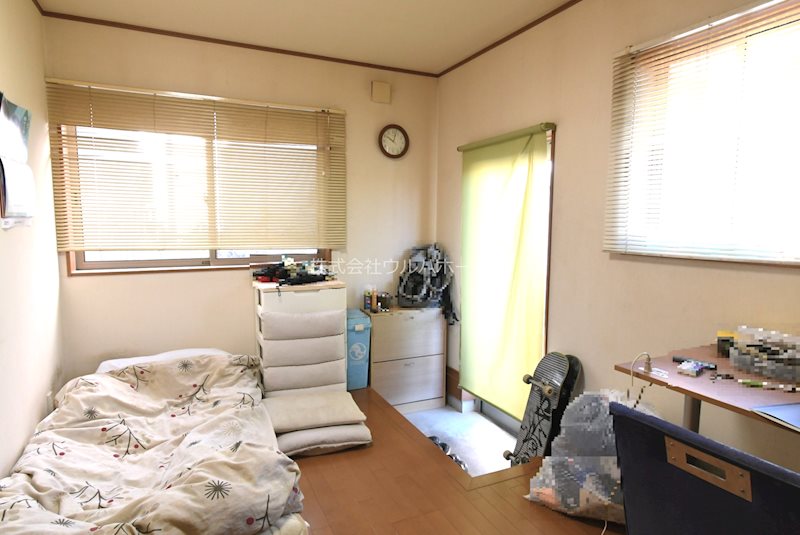 川越市的場　中古戸建て　多目的スペース付二世帯住宅 内観写真（リビング以外の居室）