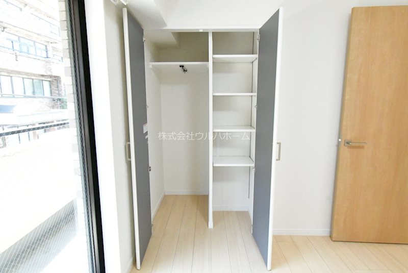 レクセル南大塚  内観写真（収納）