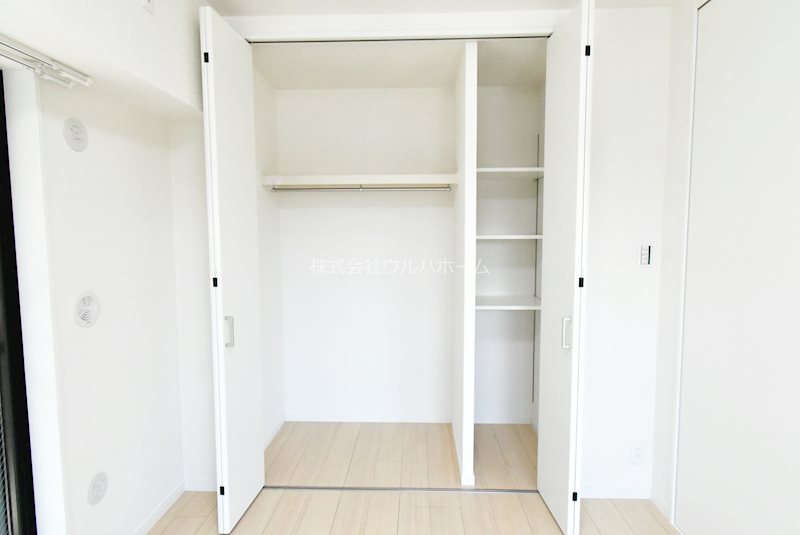 レクセル南大塚  内観写真（収納）