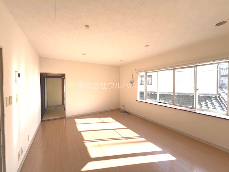 川越市砂新田1丁目　中古戸建 内観写真（リビング）