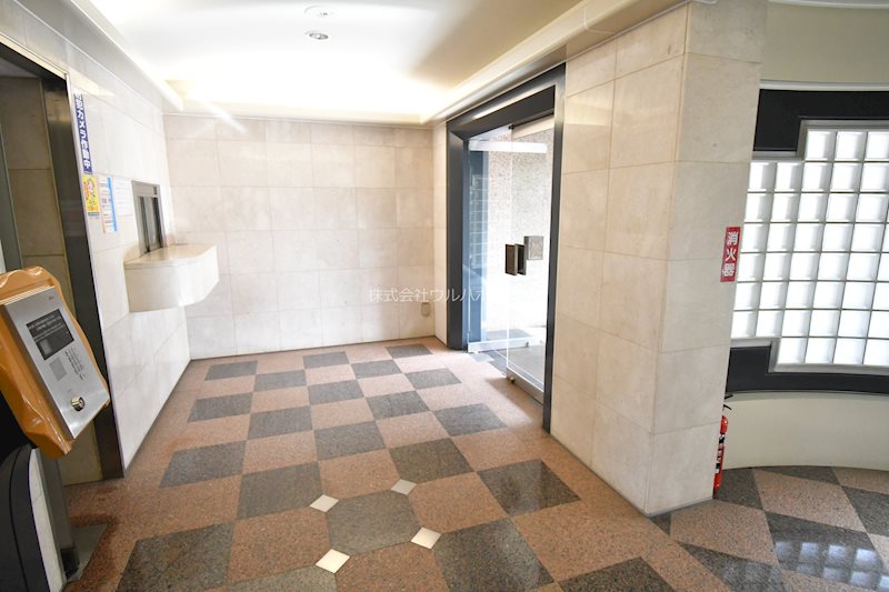 ライオンズマンション上福岡第3  共用部写真（ロビー）