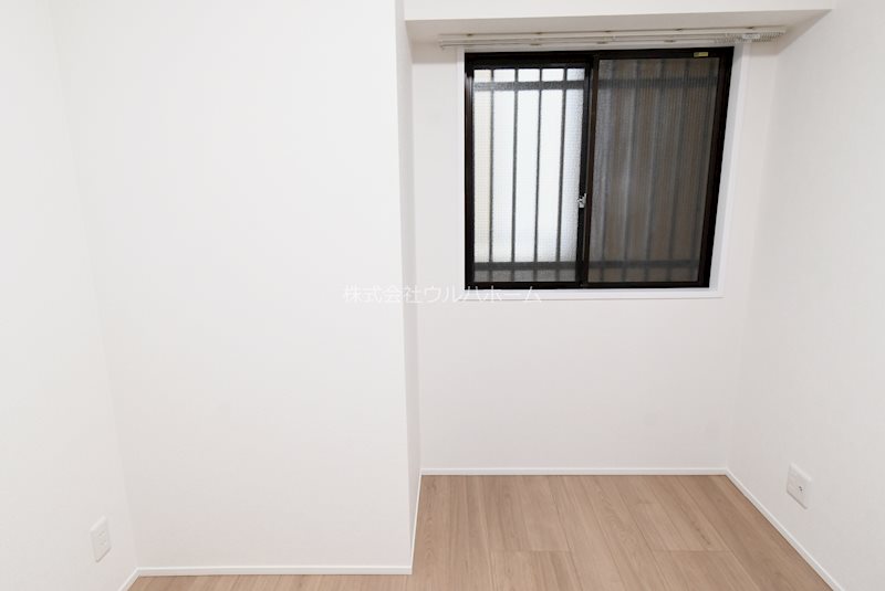 ライオンズマンション上福岡第3  内観写真（子供部屋）