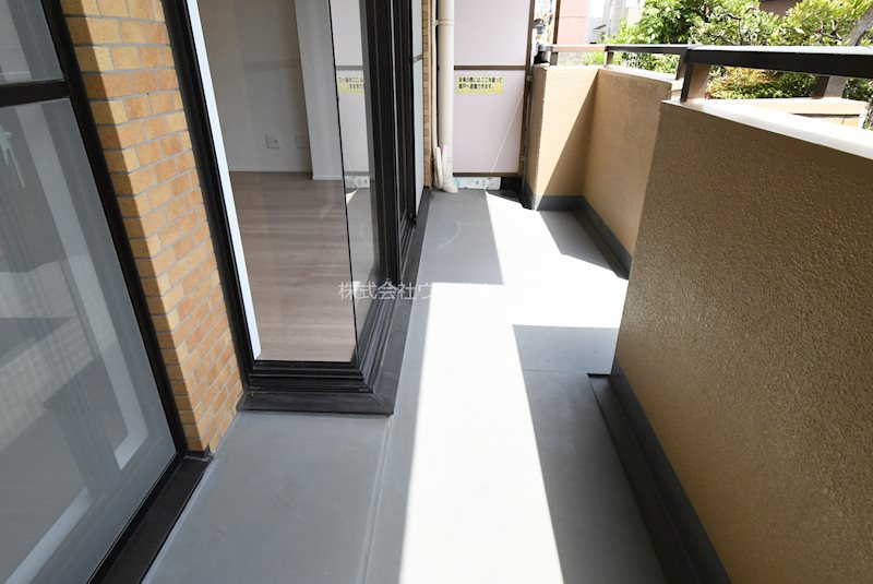 ライオンズマンション上福岡第3  現地写真（バルコニー）