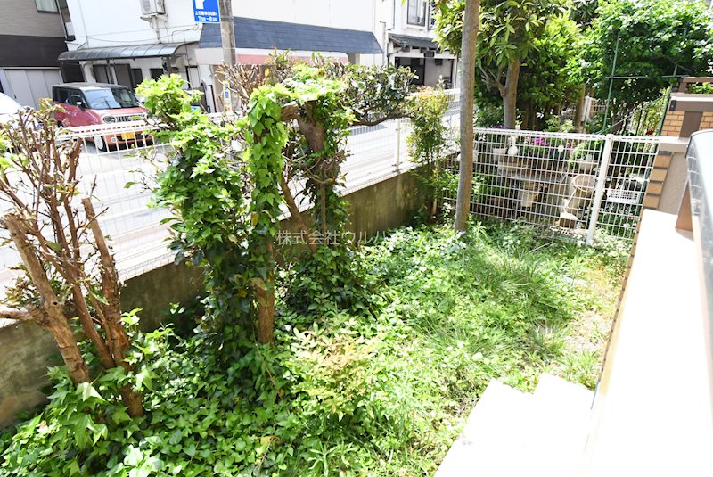 ライオンズマンション上福岡第3  現地写真（庭）